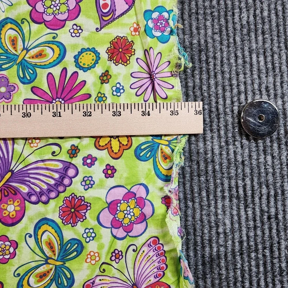 Vintage Butterfly Flower Power Fabric Remnant 35x34 Hippie Floral Cotton‎ Sewing
